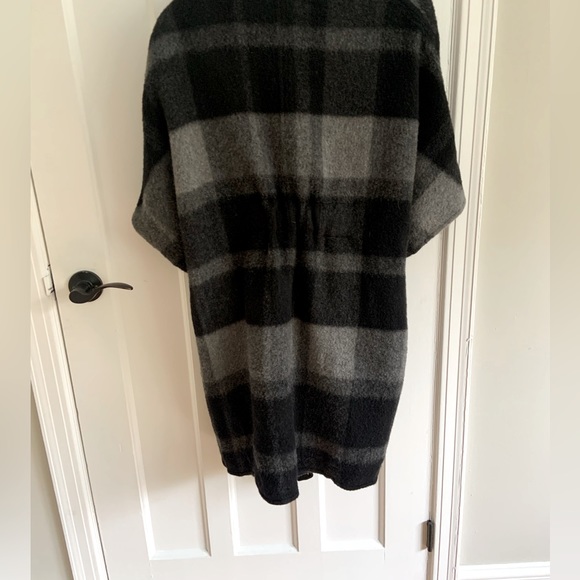Plaid Wool/Mohair/Alpaca Poncho - Picture 4 of 9